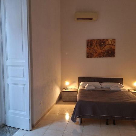 Donna Rita Appartement Napels Buitenkant foto