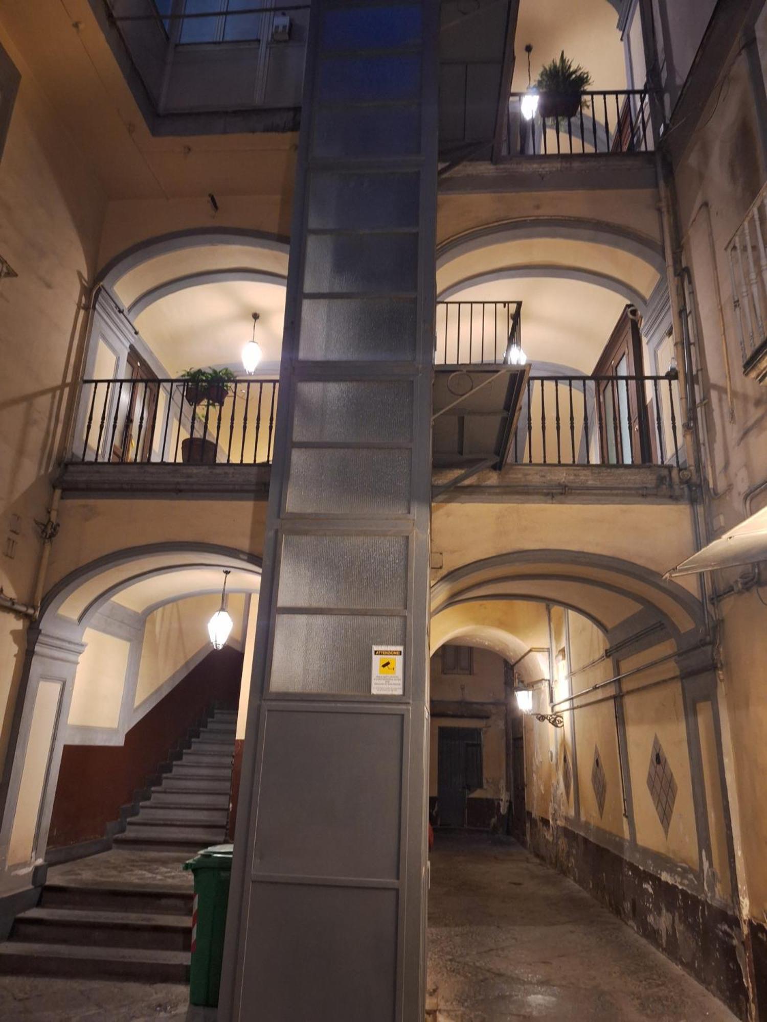 Donna Rita Appartement Napels Buitenkant foto
