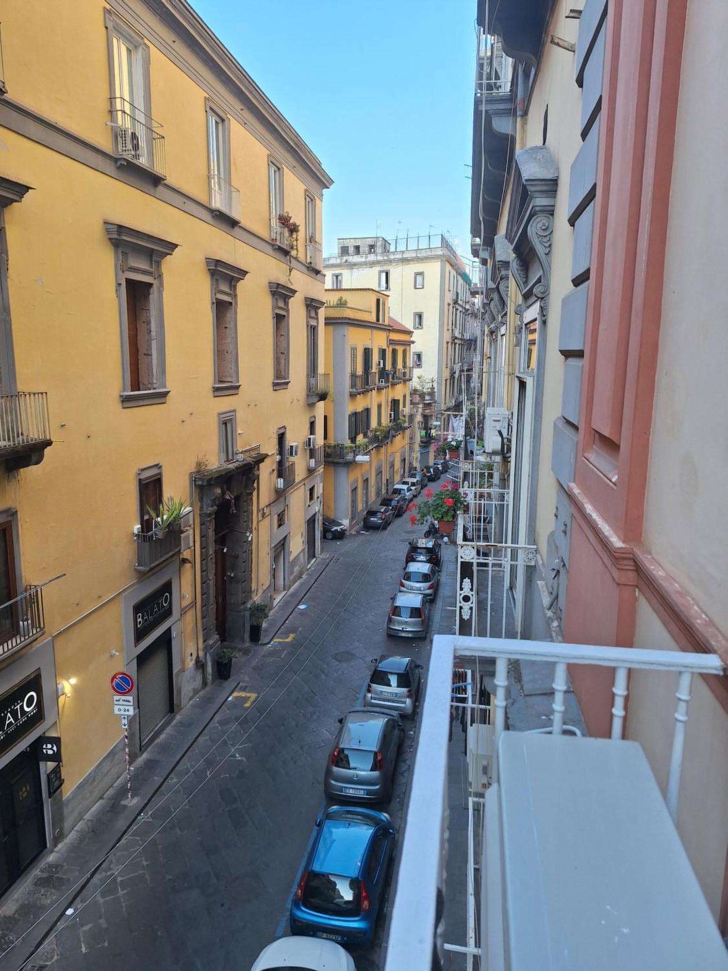 Donna Rita Appartement Napels Buitenkant foto