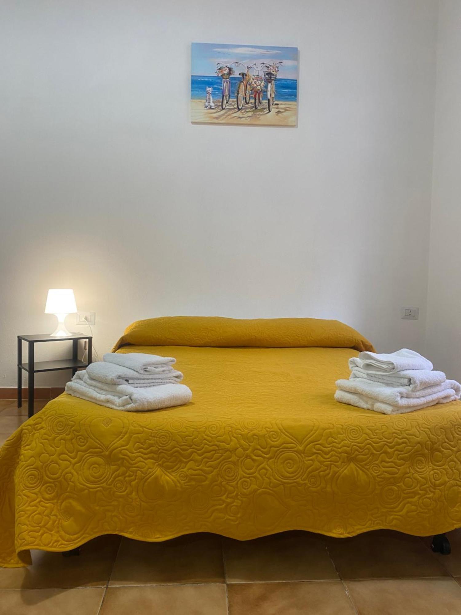 Donna Rita Appartement Napels Buitenkant foto