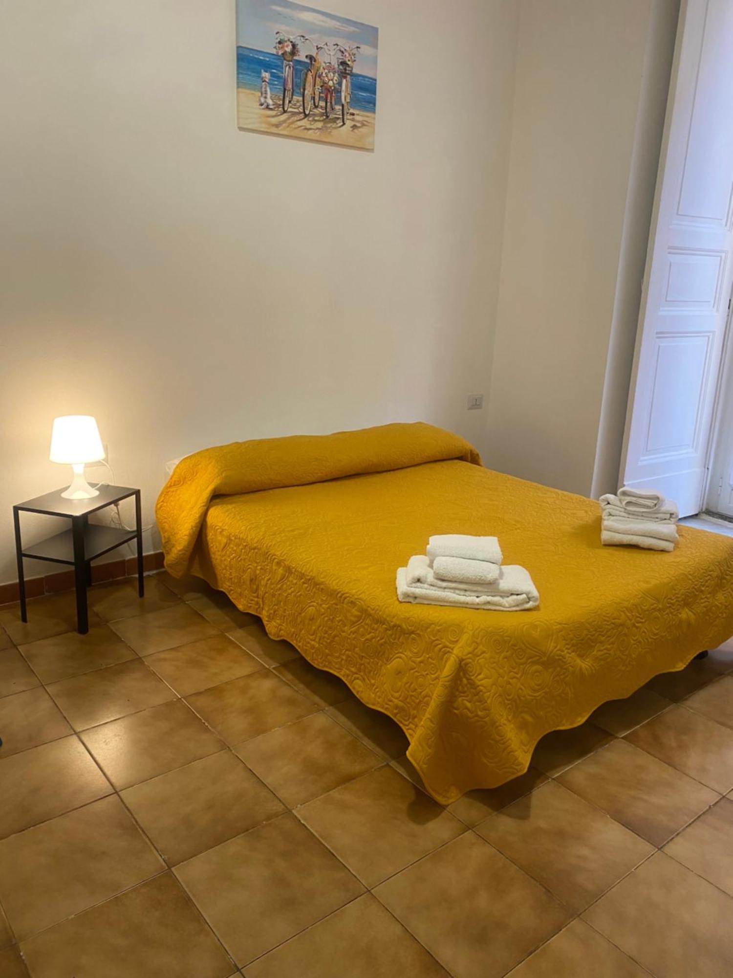Donna Rita Appartement Napels Buitenkant foto